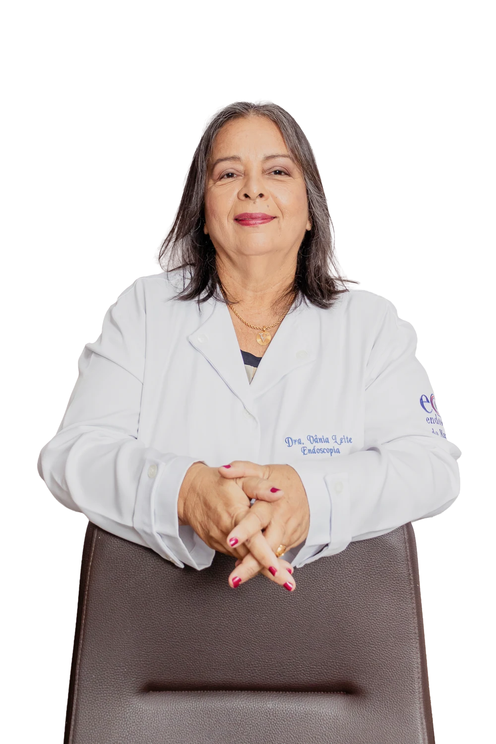 Dra. Vânia Costa Leite em consultório
